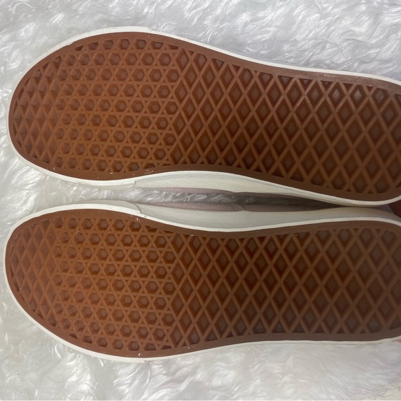 VANS authentic pink suede skate shoe - Picture 5 of 5